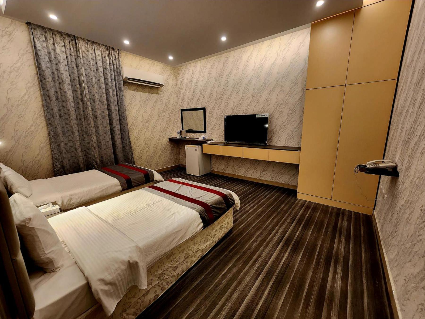 Khasab Hotel エクステリア 写真