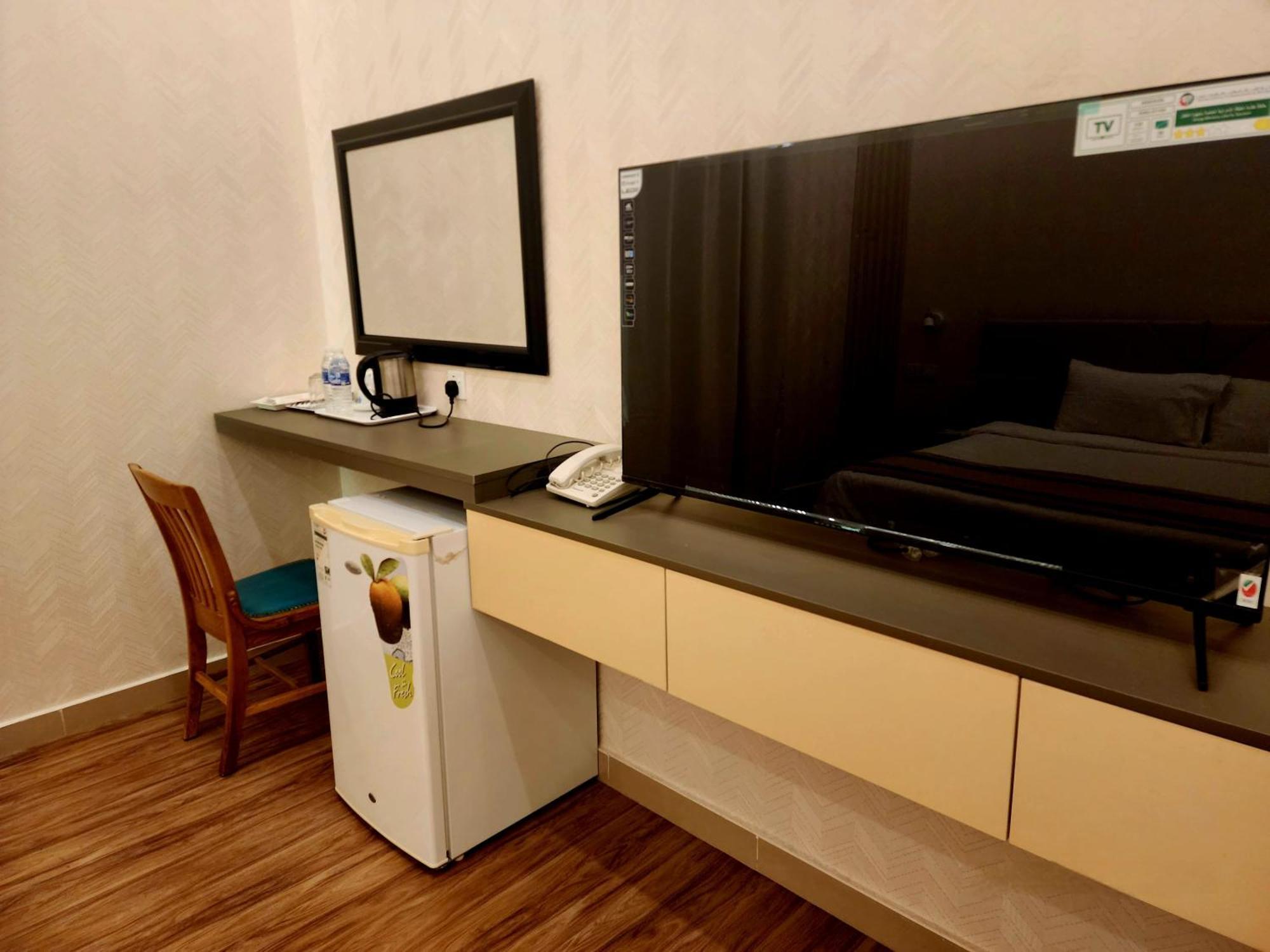 Khasab Hotel エクステリア 写真