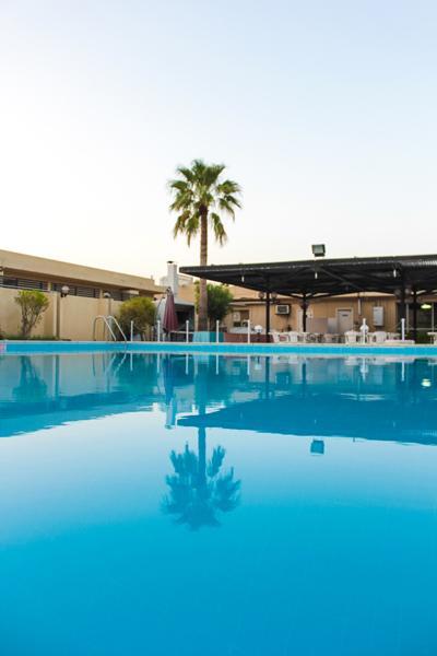 Khasab Hotel エクステリア 写真